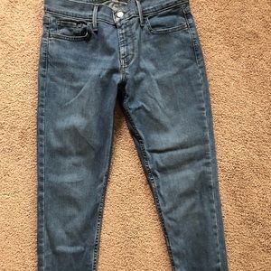 Levi’s 710 Super Skinny Jeans